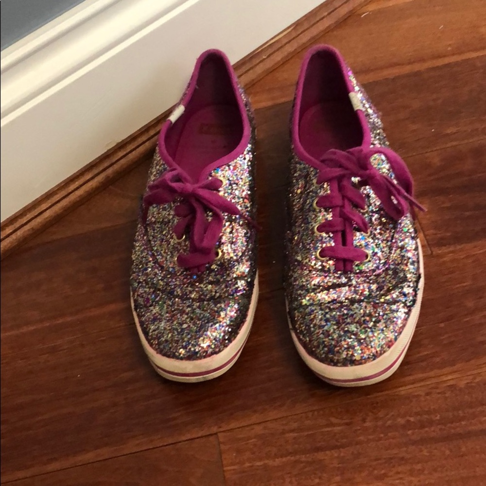 Late Spade sneakers!